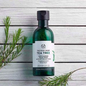 ژل شستشوی صورت تی تری بادی شاپ حاوی روغن درخت چای The Body Shop Tea Tree Skin Clearing Facial Wash